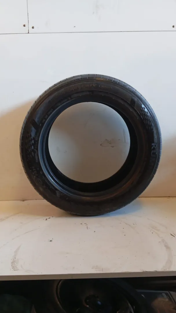 225/55R17 KUMHO ECSTA PS71 ÇIKMA YAZ LASTİĞİ