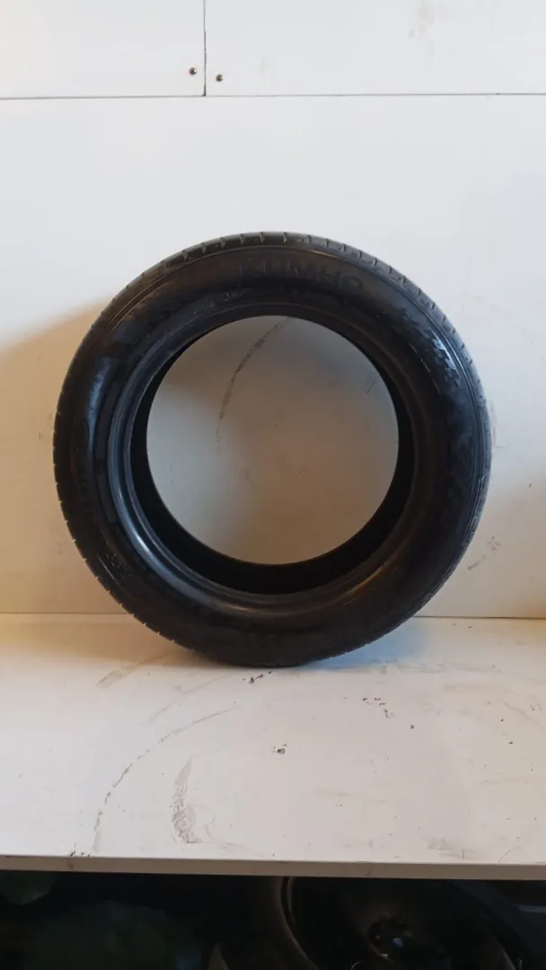 225/55R17 KUMHO ECSTA PS71 ÇIKMA YAZ LASTİĞİ