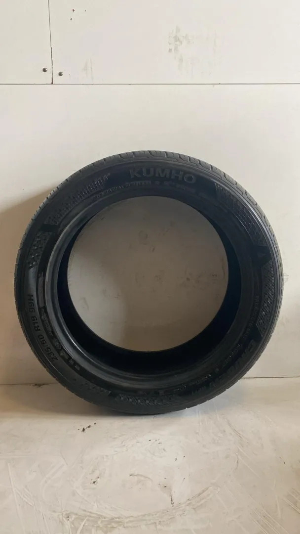 235/50R19   KUMHO CRUGEN ÇIKMA YAZ LASTİĞİ