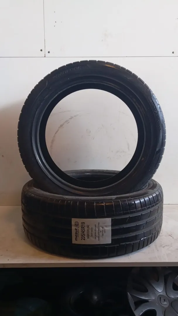 235/45R19 HANKOOK VENTUS S1 EVO 3 99 Y ÇIKMA YAZ LASTİĞİ