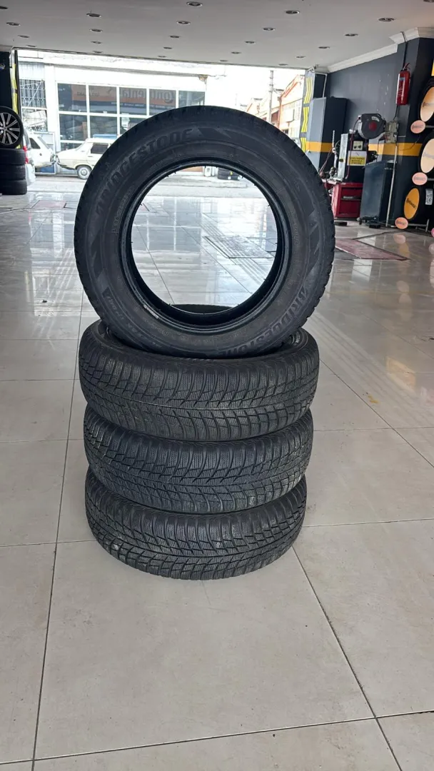185/65R14 BRİDGESTONE BLİZZAK ÇIKMA KIŞ LASTİĞİ 86T