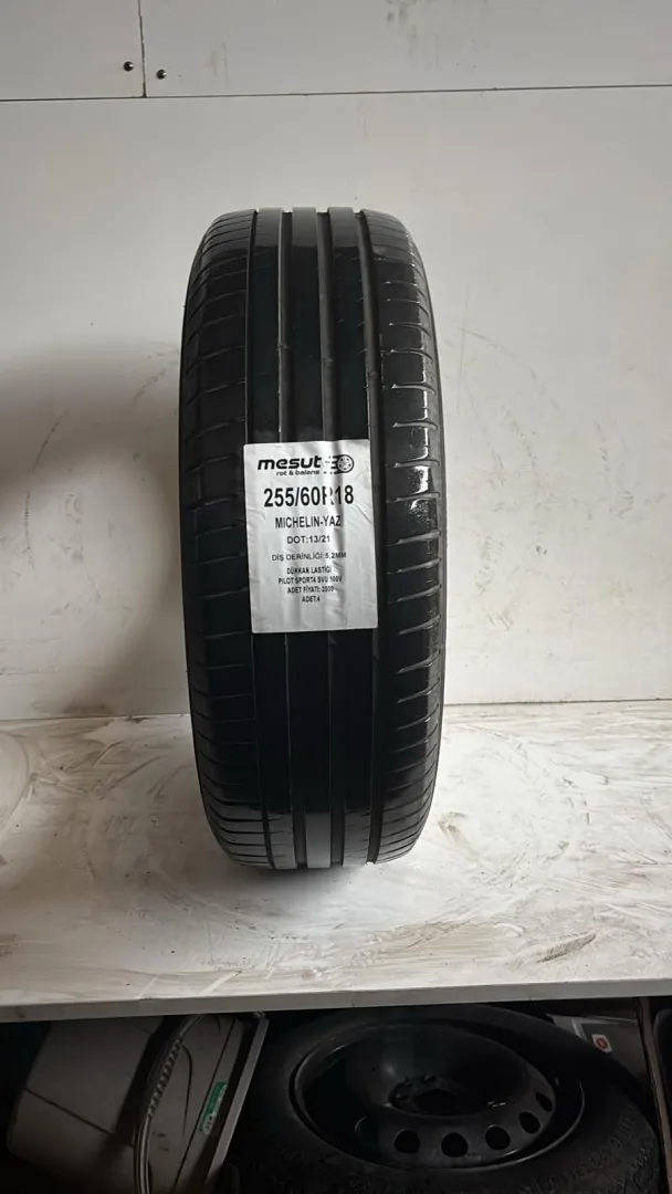 255/60R18 MİCHELİN PİLOTSPORT 4 SVU 100V ÇIKMA YAZ LASTİĞİ