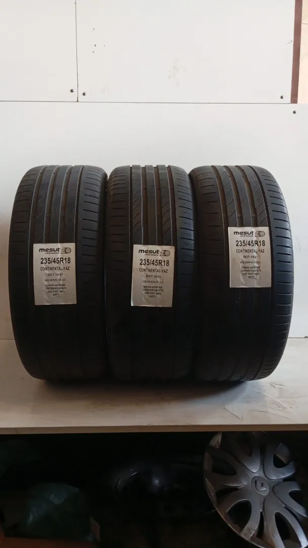 CONTİNENTAL 235/45R18 CONTİSPOTRCONTACK 5 ÇIKMA LASTİK 